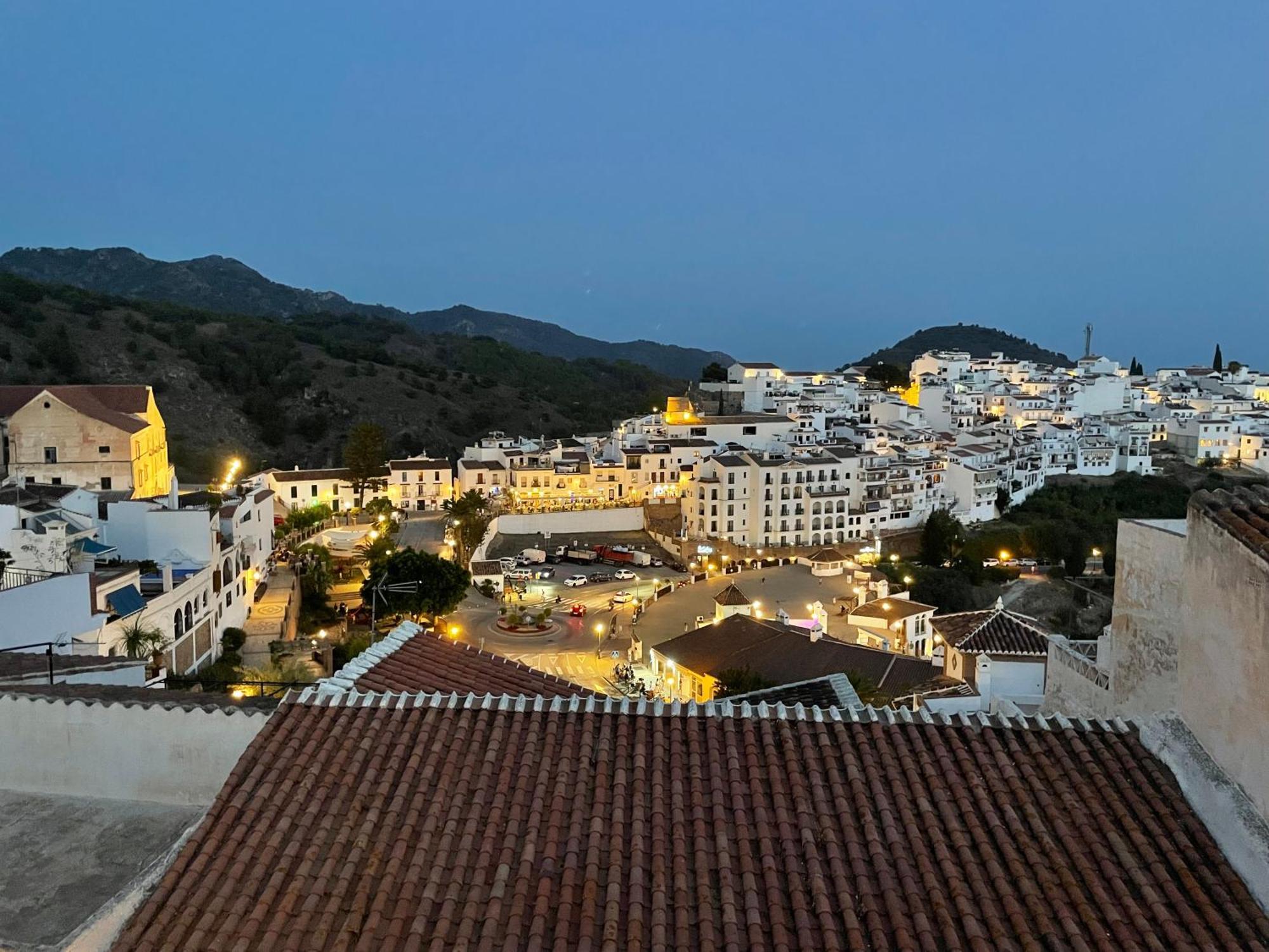 Los Nidos Apartments, Frigiliana Zewnętrze zdjęcie